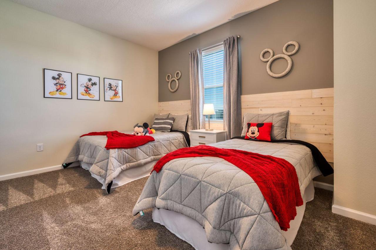 Pleasant Home With Lake View And Themed Bedroom Orlando Ngoại thất bức ảnh